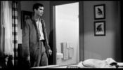 Psycho (1960)Anthony Perkins, bathroom, birds and painting